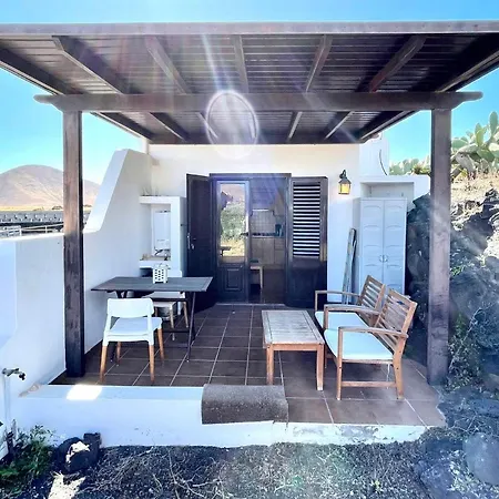 Bonita Casa Rural En Finca Con Terraza, Wifi Y Vista A Volcan Nyaraló *